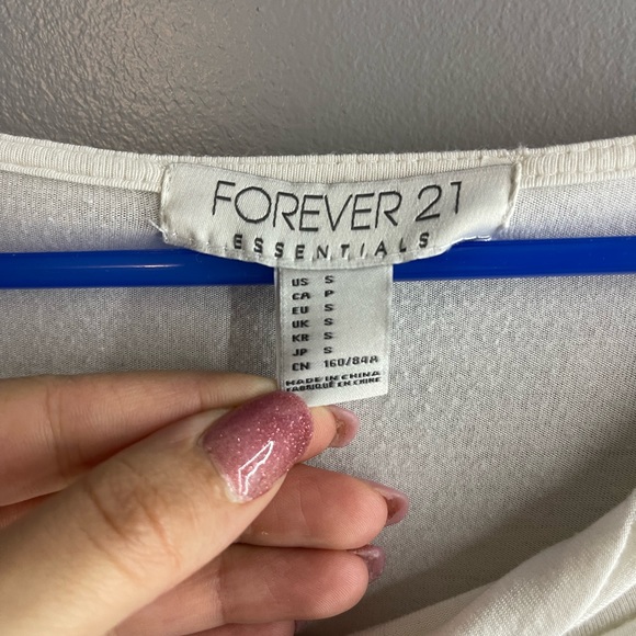 Lightly worn long sleeve shirt - Picture 2 of 2